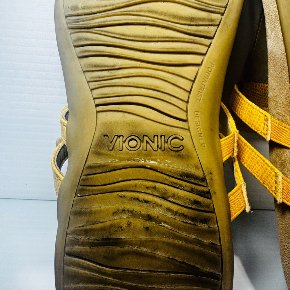 Vionic Elvia Yellow Leather Sandals Size 7.5 - Picture 13 of 14